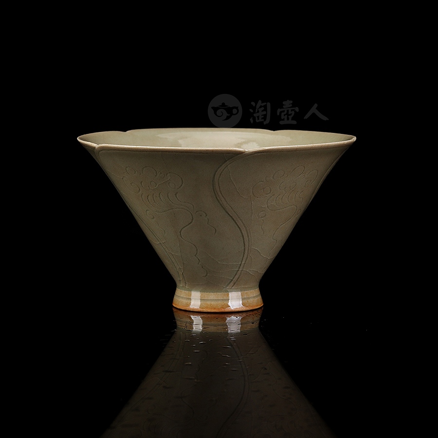 葵口祥云斗笠盏