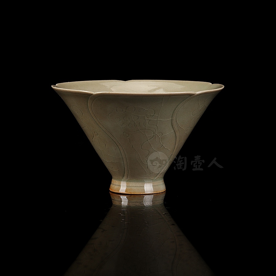 葵口祥云斗笠盏