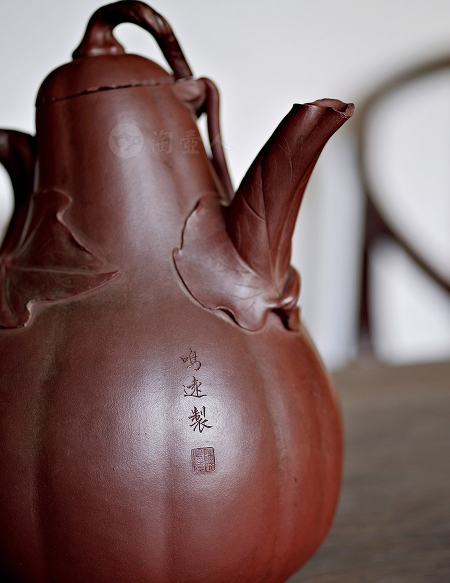 朱泥大南瓜壶