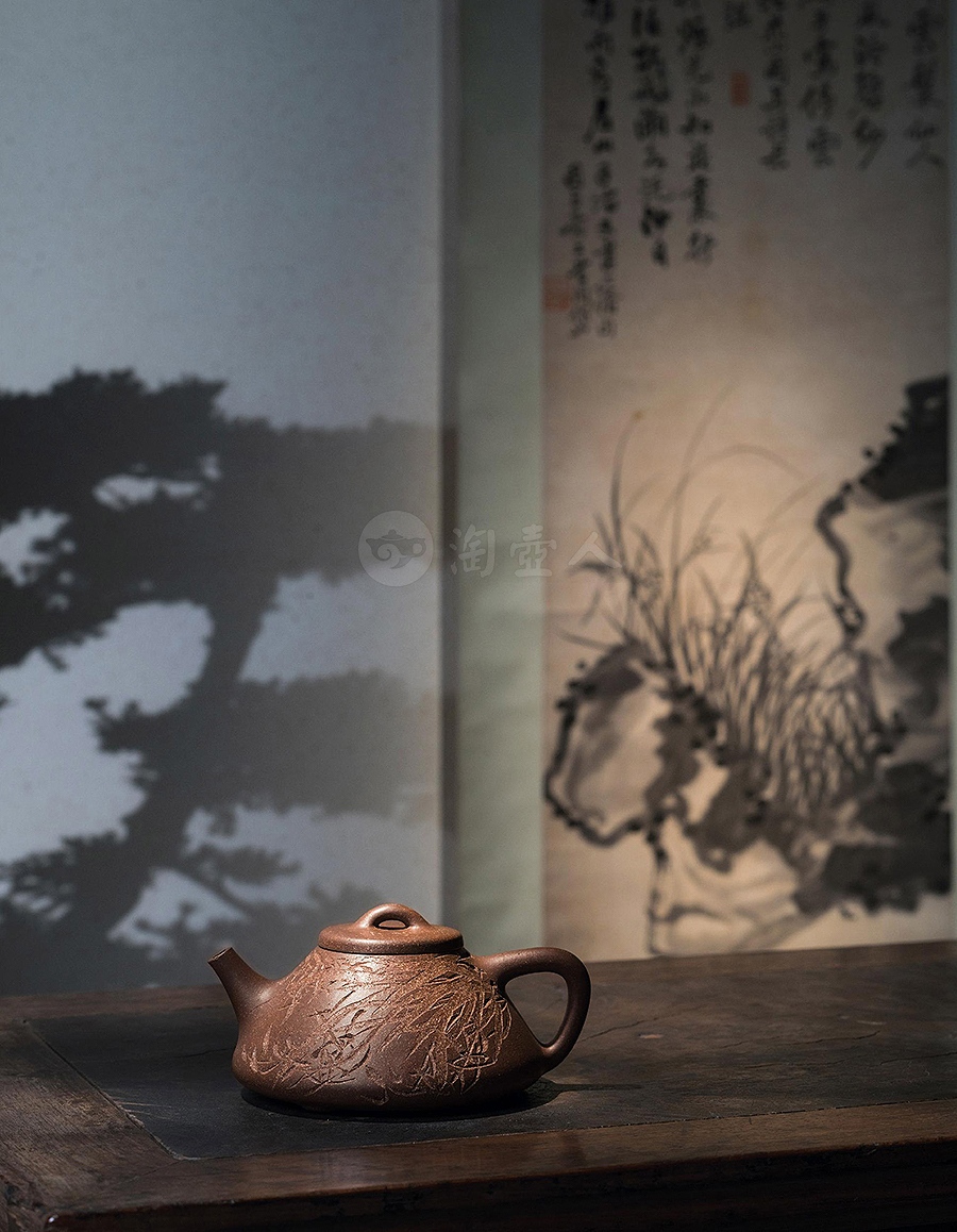 兰竹图石瓢壶