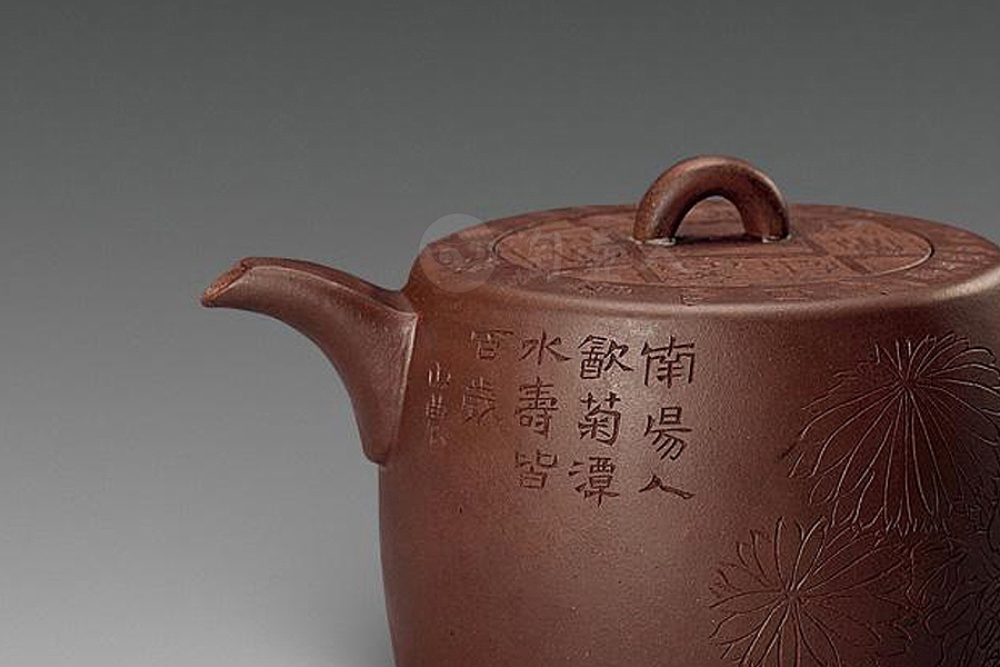 虚谷题诗井栏壶