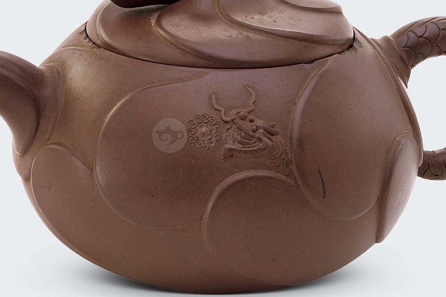 紫砂鱼化龙壶