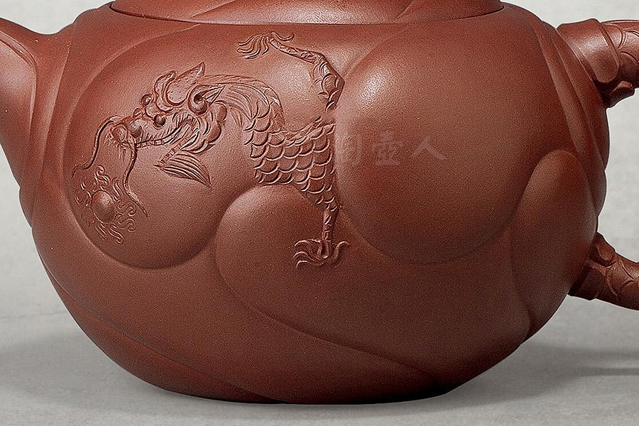 鱼化龙壶