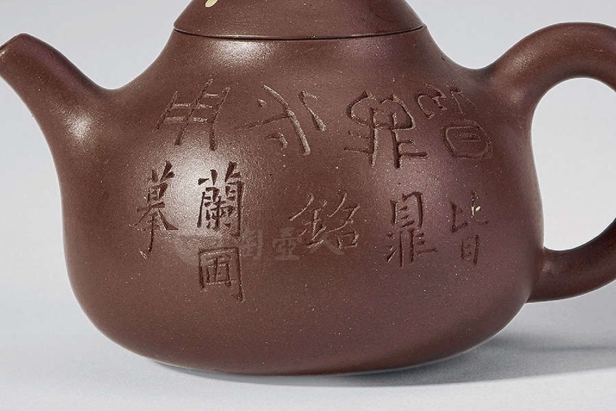 泥绘花卉匏瓜壶