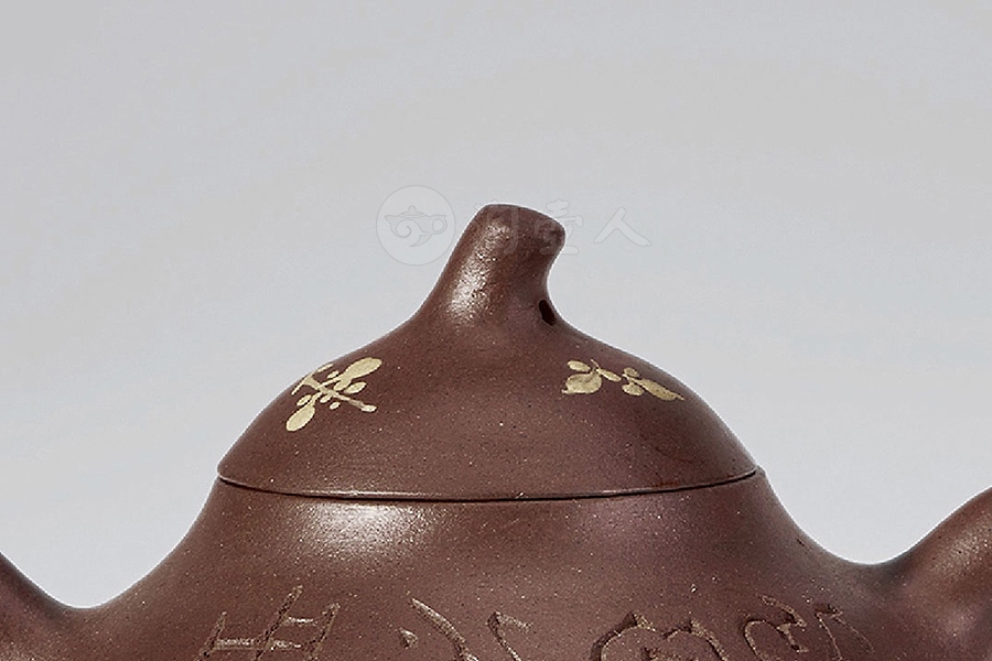 泥绘花卉匏瓜壶