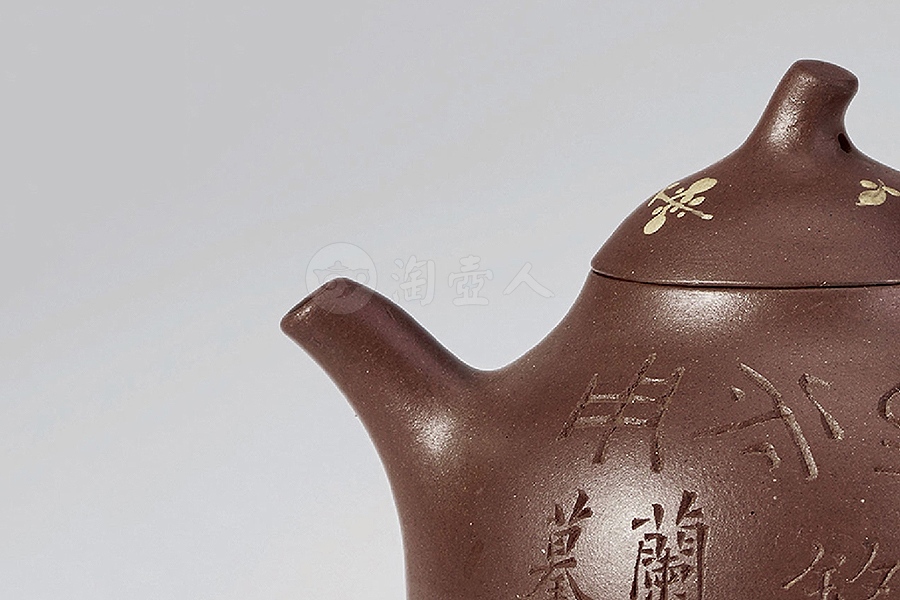泥绘花卉匏瓜壶