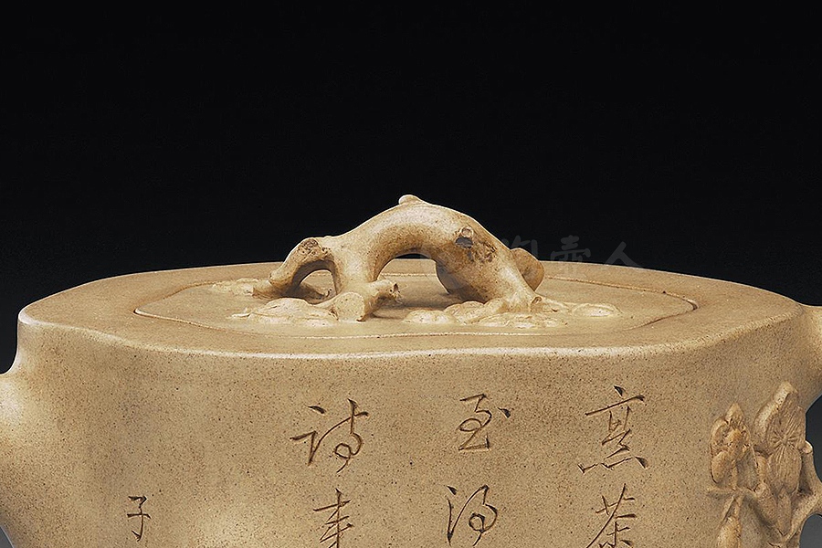 梅桩壶