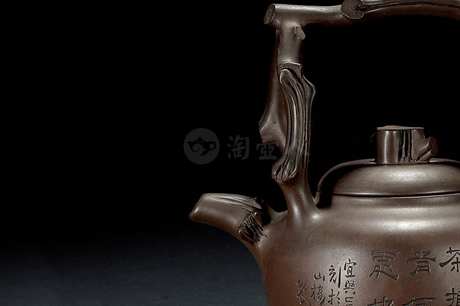 大东坡提梁壶