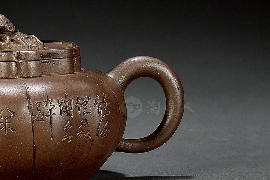 狮球壶