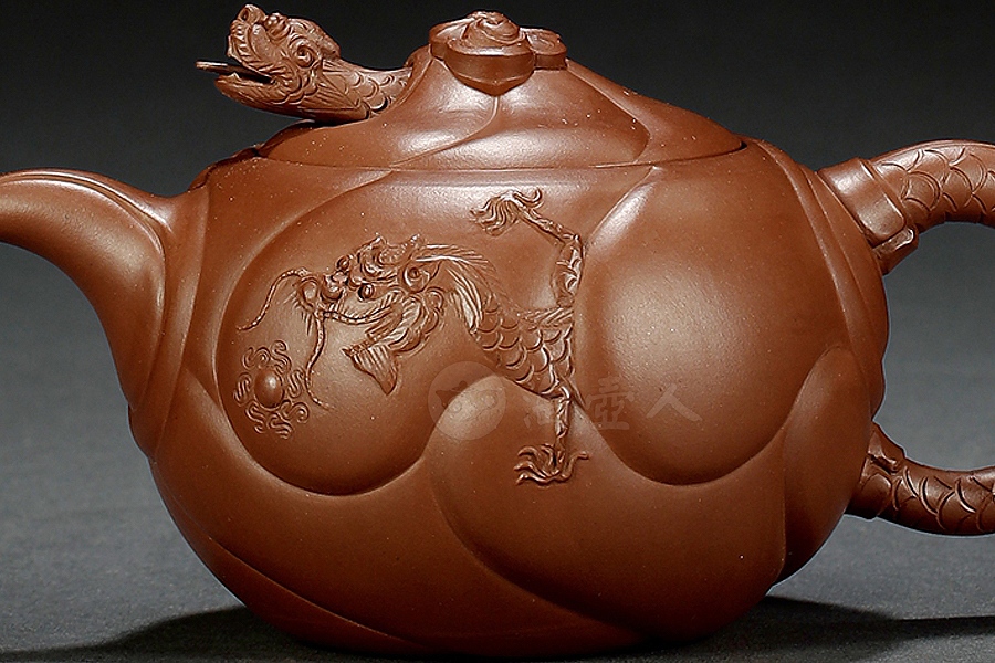 鱼化龙壶