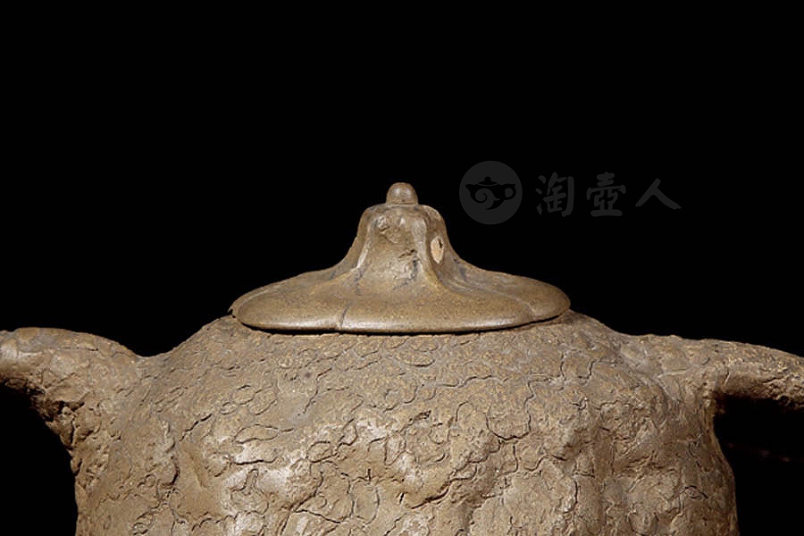 段泥供春壶