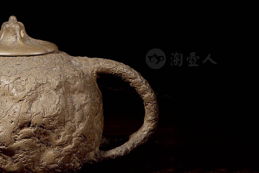 段泥供春壶