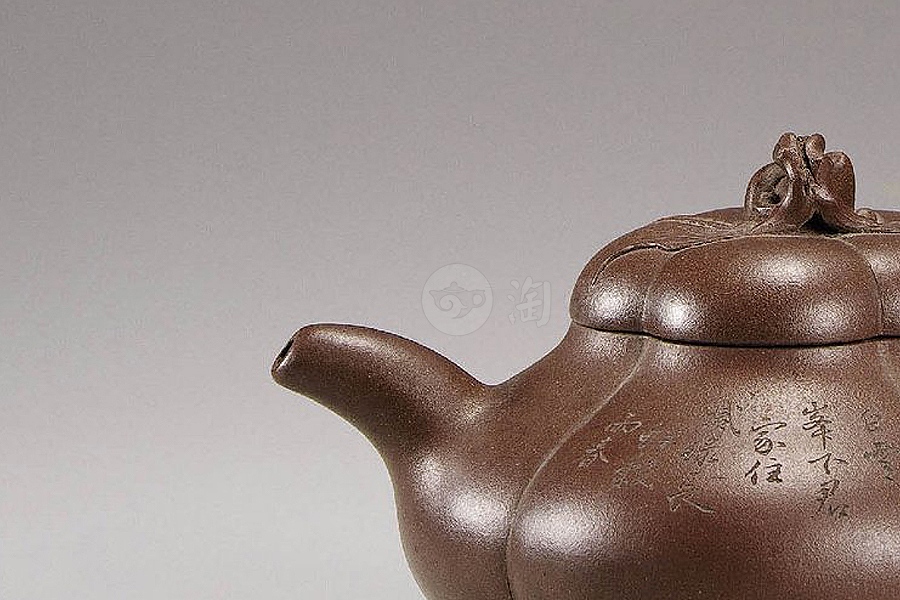 上合桃壶(陈少亭刻)
