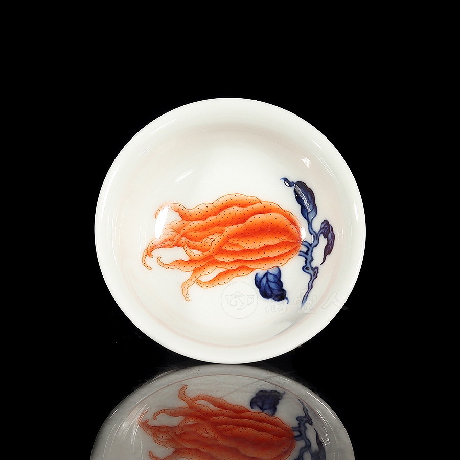 青花矾红佛手杯