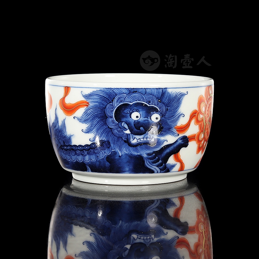 双狮戏珠品茗杯