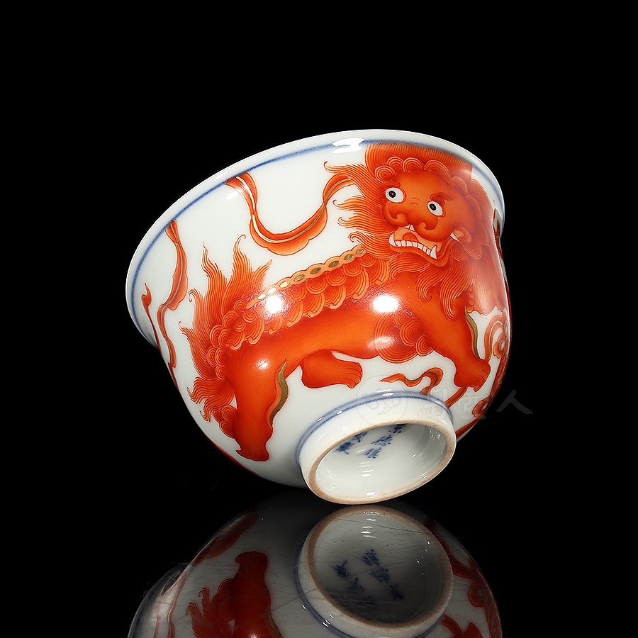 狮戏绣球品茗杯