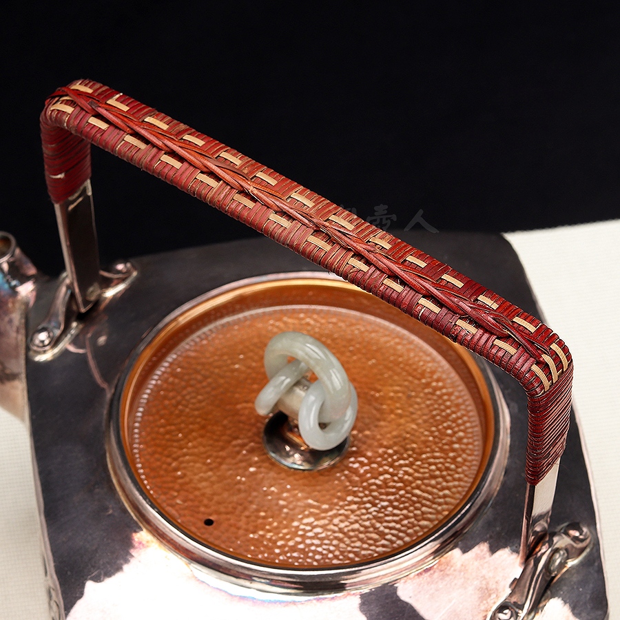 四方饕餮纹提梁