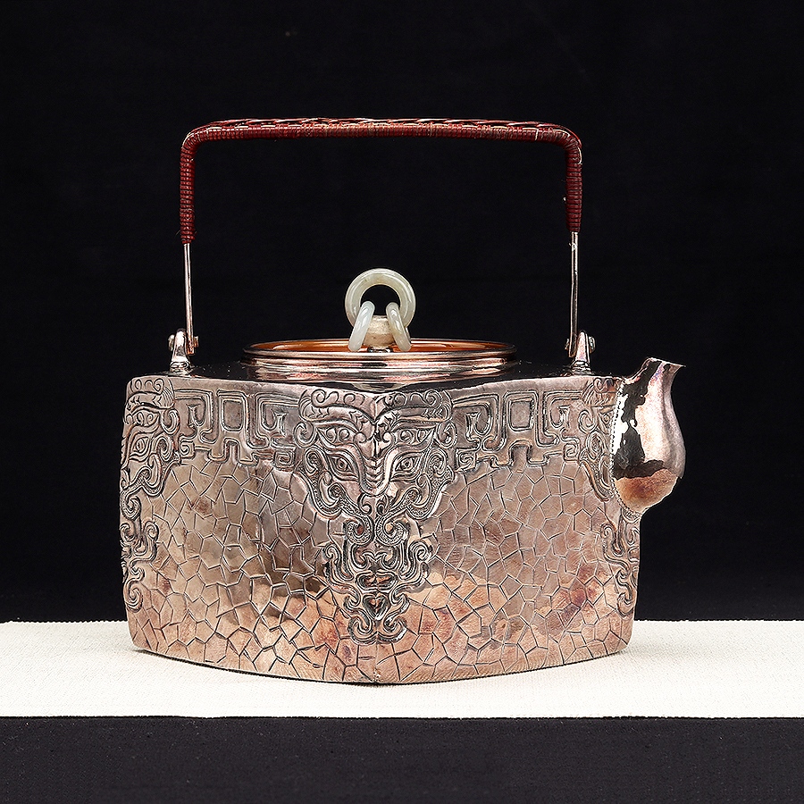 四方饕餮纹提梁