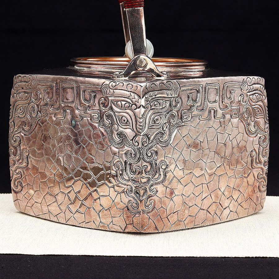 四方饕餮纹提梁