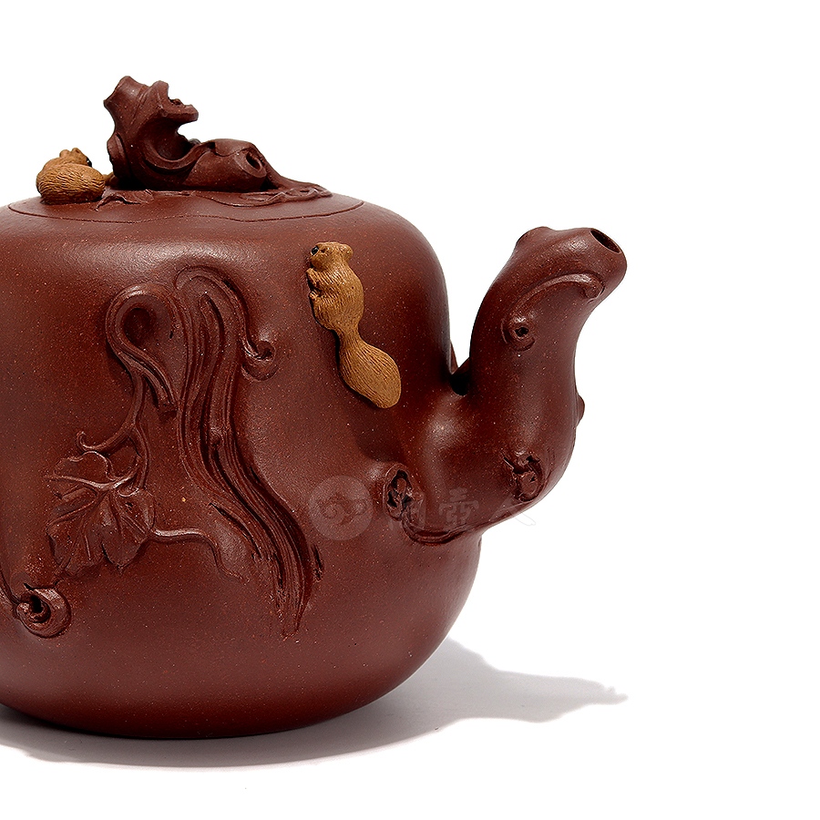 全手松鼠葡萄壶