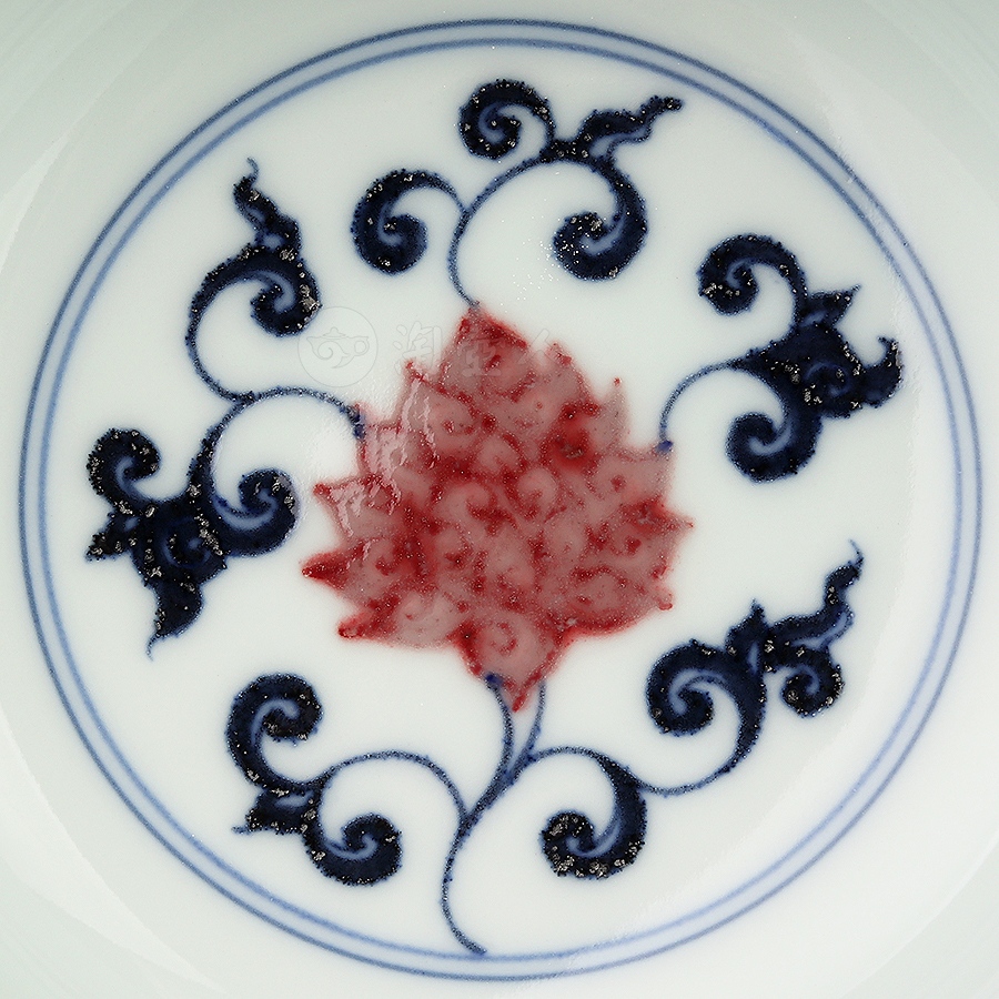 炉式杯·青花釉里红缠枝莲