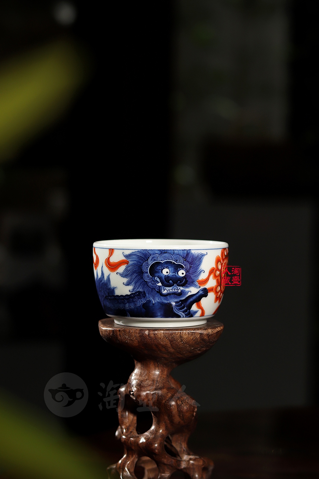 双狮戏珠品茗杯