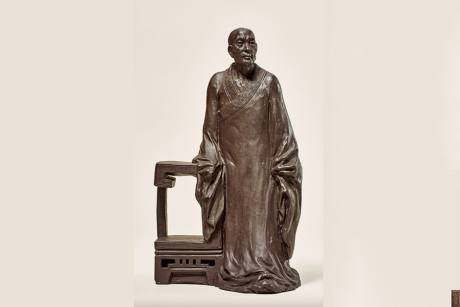 八大山人紫砂雕塑