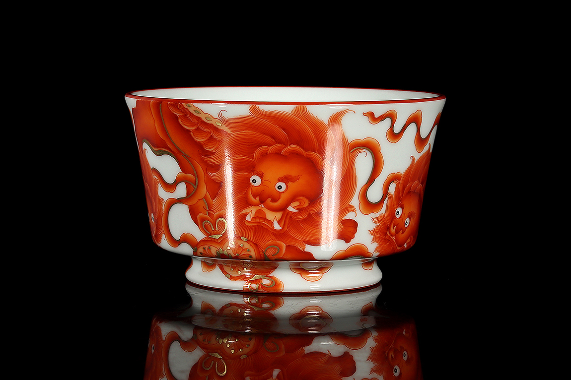 狮球品茗杯(矾红描金)