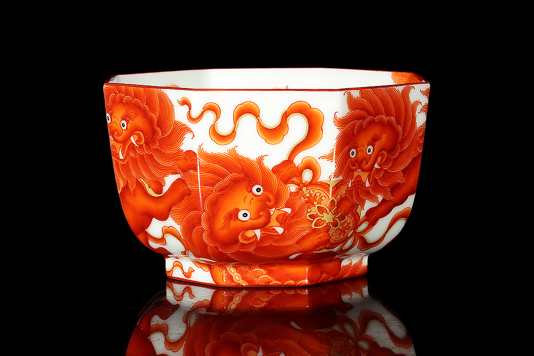 狮戏绣球八方杯