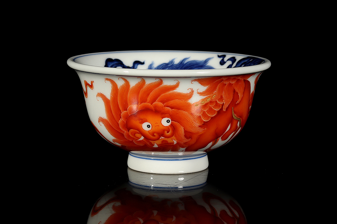 狮戏绣球品茗杯