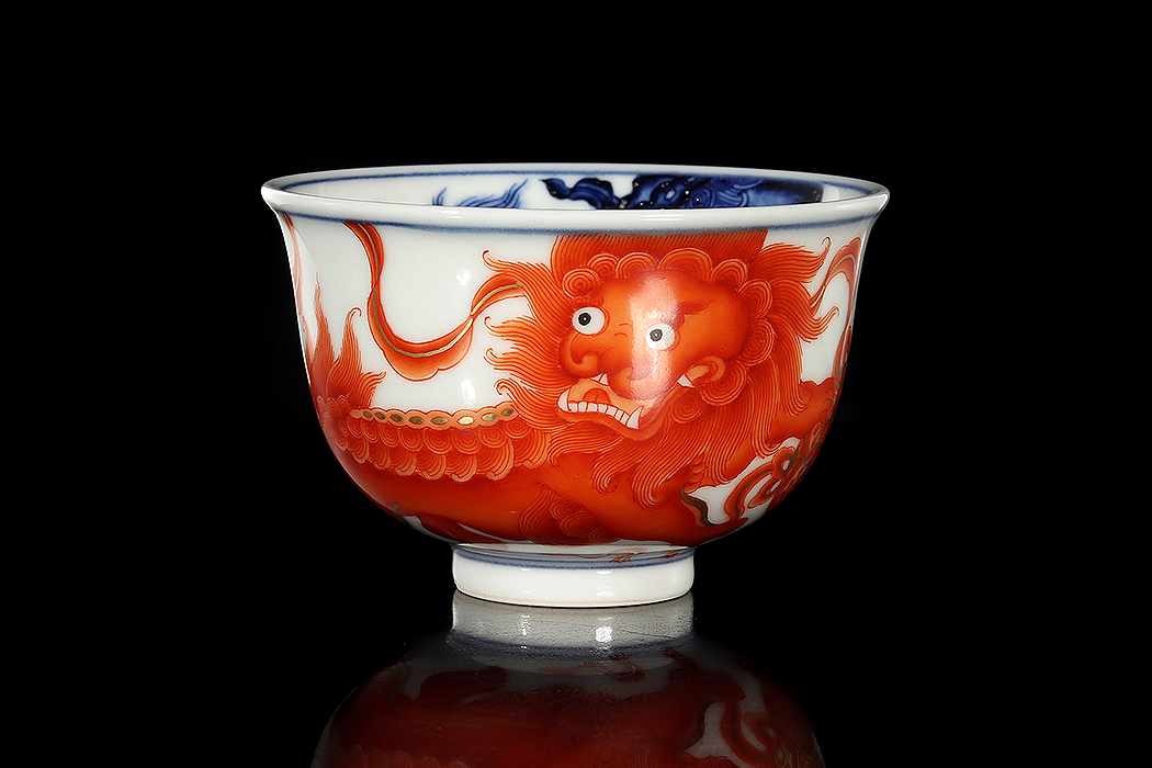 狮戏绣球品茗杯