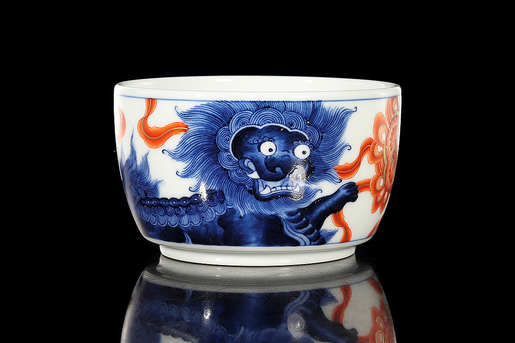 双狮戏珠品茗杯