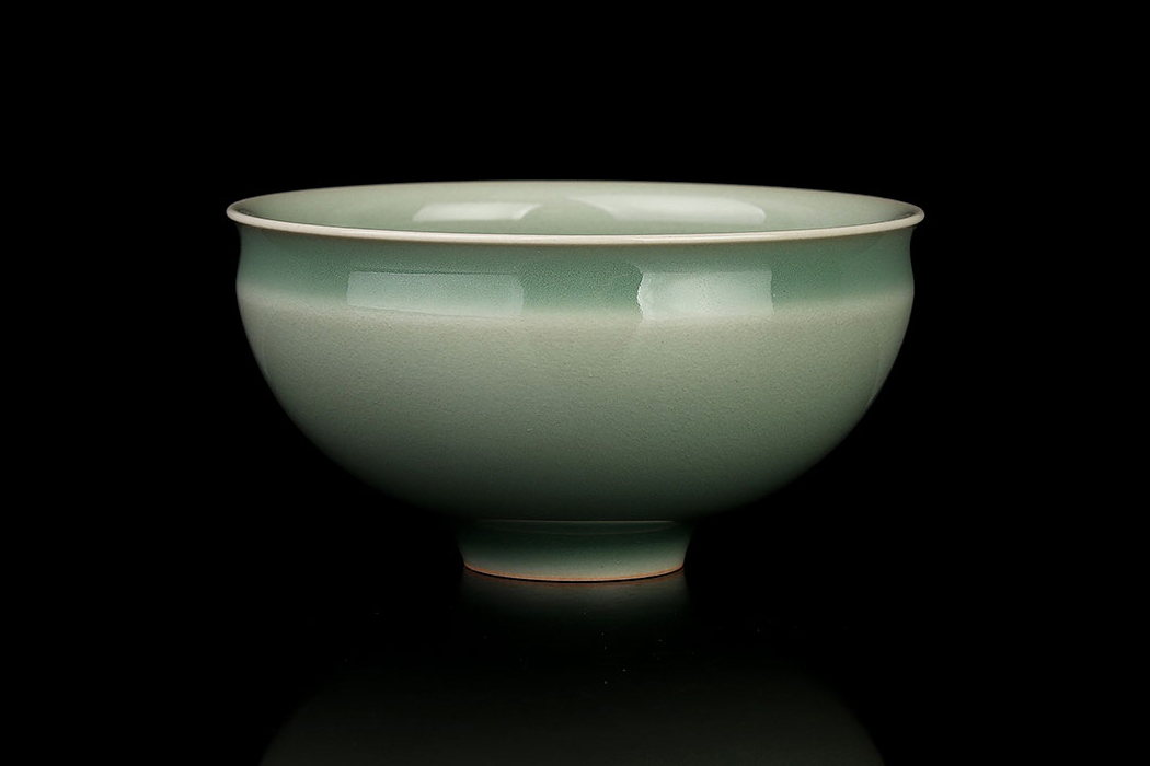 青釉束口杯