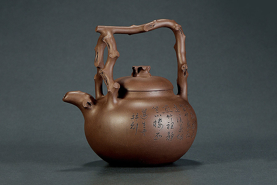 东坡提梁壶(莲生刻)