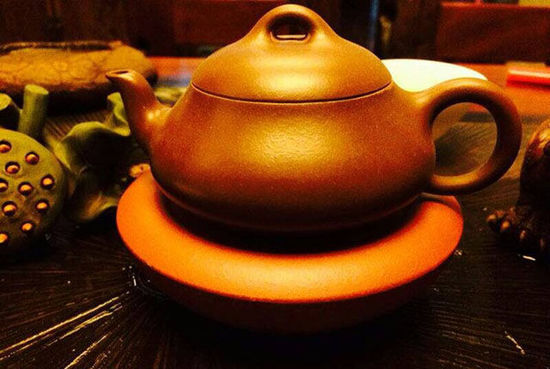 紫砂壶器鉴赏:人间珠玉安足取宜兴紫砂最要得- 中国好紫砂·宜兴淘壶人