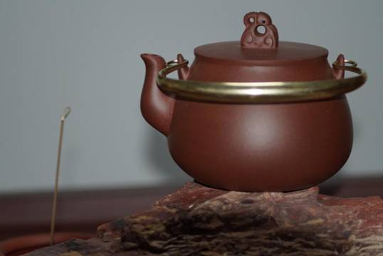 缘的际遇--记程霞紫砂艺术