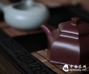 紫砂壶之韵于茶中养成