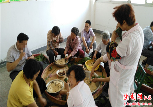 宜兴组织社区服刑人员开展端午节献爱心系列活动