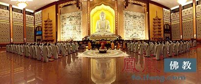 宜兴大觉寺首届短期出家修道会200人重新审视生命