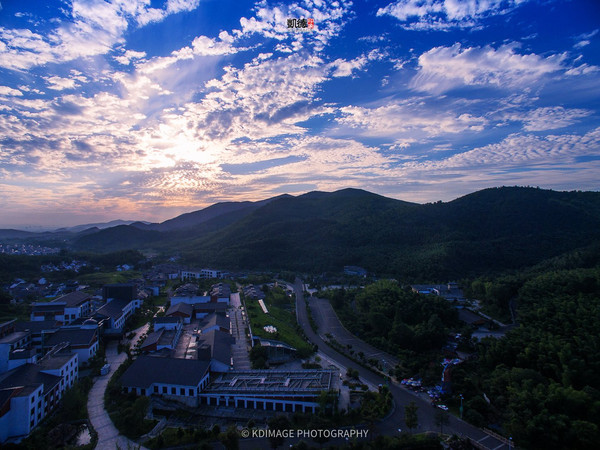太湖第一源空中颜值:航拍宜兴湖父