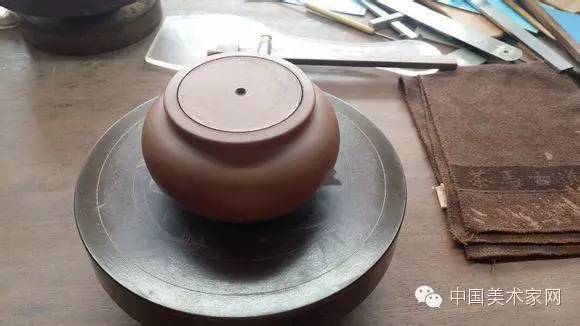 紫砂壶全手工仿古制作流程