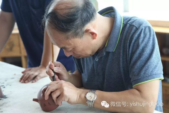 安徽文联主席吴雪走访宜兴禾宜轩