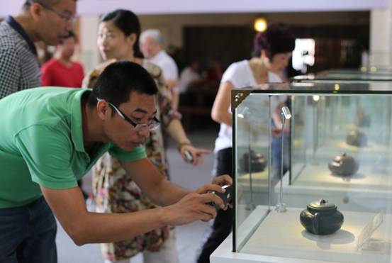 纪念顾景舟大师百年诞辰全国巡展(宜兴站)盛大开幕