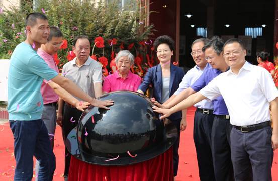 纪念顾景舟大师百年诞辰全国巡展(宜兴站)盛大开幕