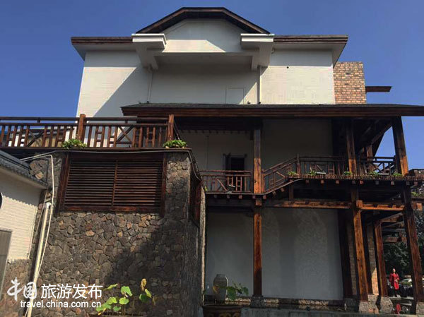 全国网媒记者关注江苏宜兴在湖㳇遇见桃花源
