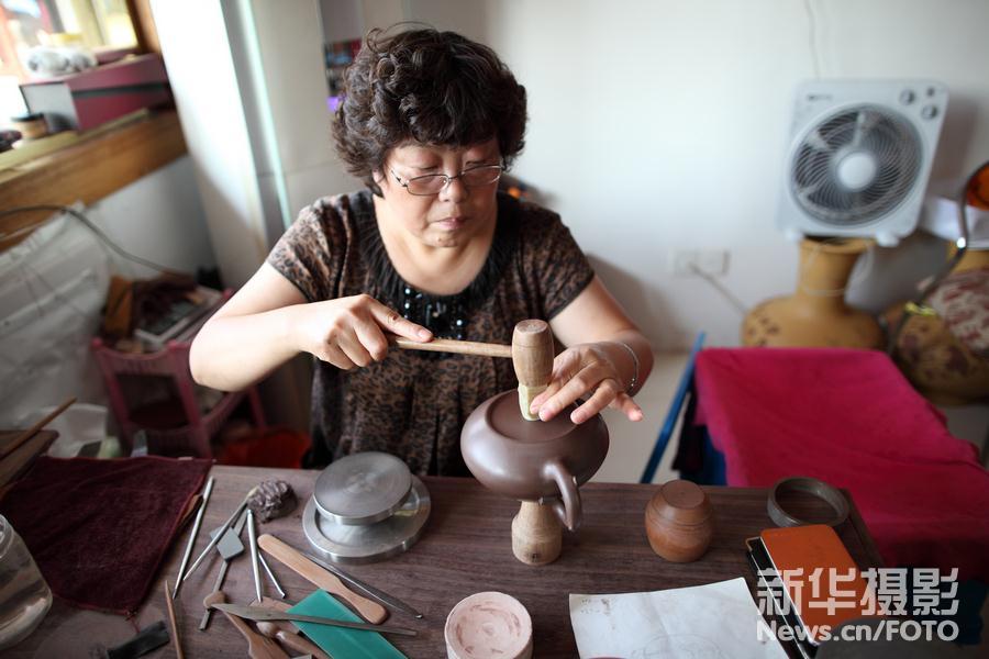 宜兴紫砂手工艺的传统与现实