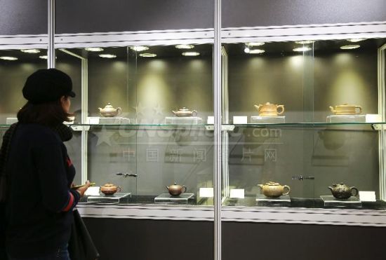 中国紫砂壶艺大展亮相京城(组图)