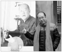 丁已的百余把紫砂壶(组图)
