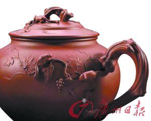 顾景舟壶火热拍场带旺紫砂市场度寒冬(组图)