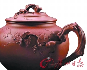 顾景舟壶火热拍场带旺紫砂市场度寒冬(图)